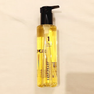 Numbuzin No.1 Easy Peasy Cleansing Oil Essential Skincare Steps with numbuzin